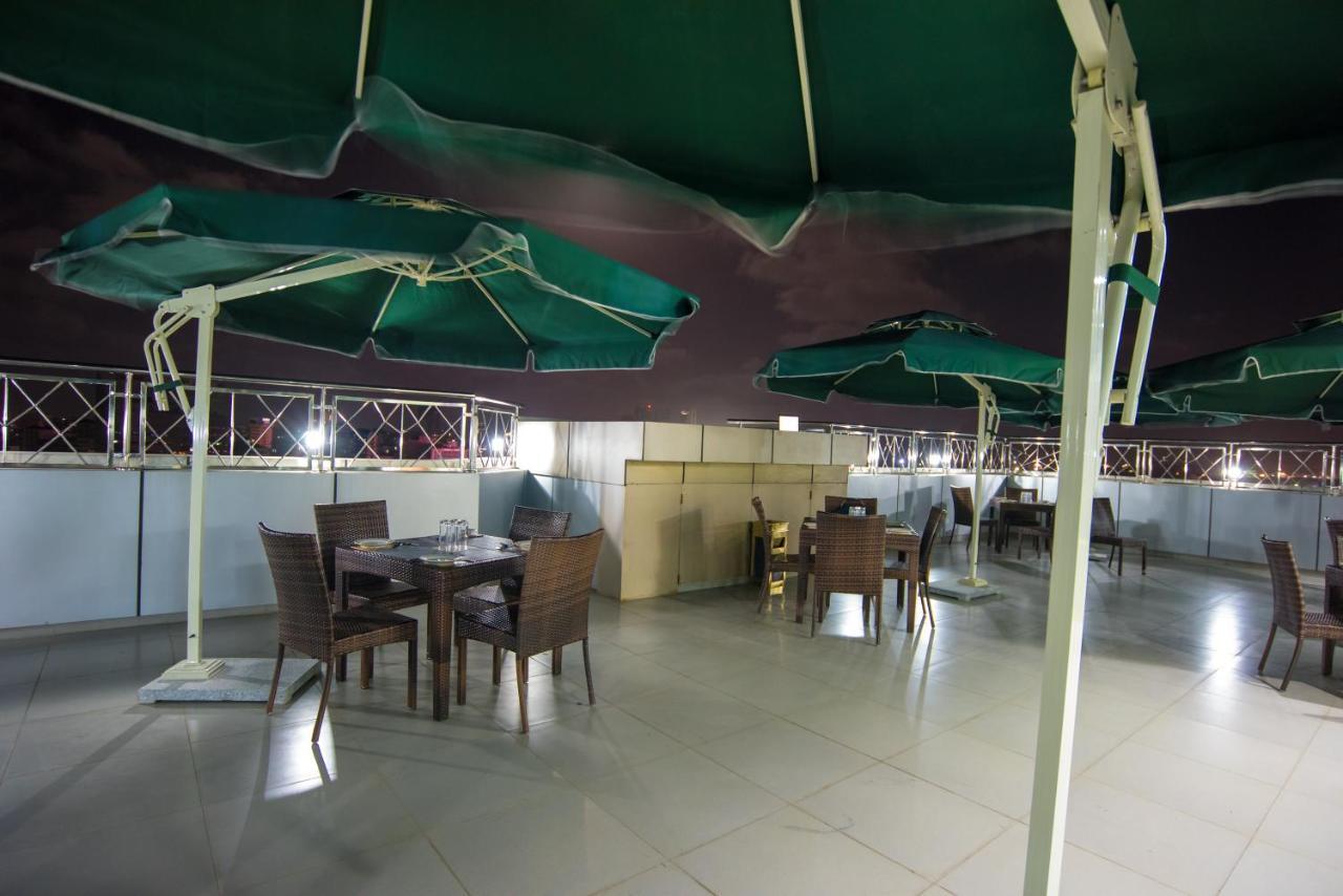 Euro Hotel And Apartments Dar es Salaam Exteriör bild